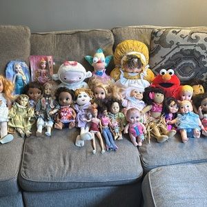 Vintage collection of dolls